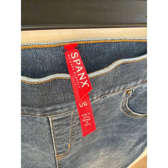 Spanx Womens Distressed Denim Leggings L/G Dark Wash Stretch Fabric Elastic Wais - Picture 3 of 4